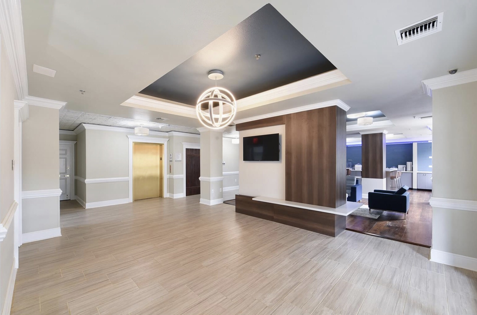 Former Chateau Hotel On Pinhook Road Is Now Clarion Pointe Developing Lafayette