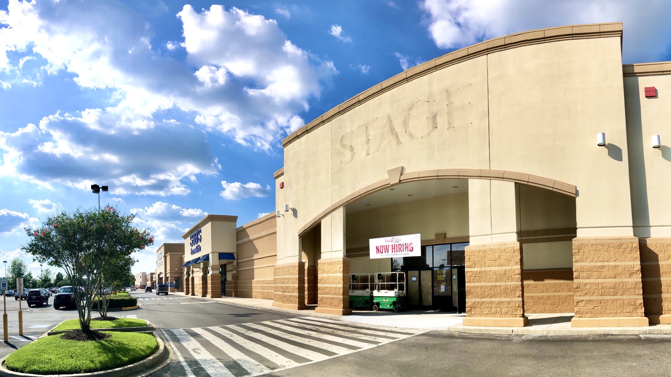 Total Wine & More Under Buildout Update Developing Lafayette