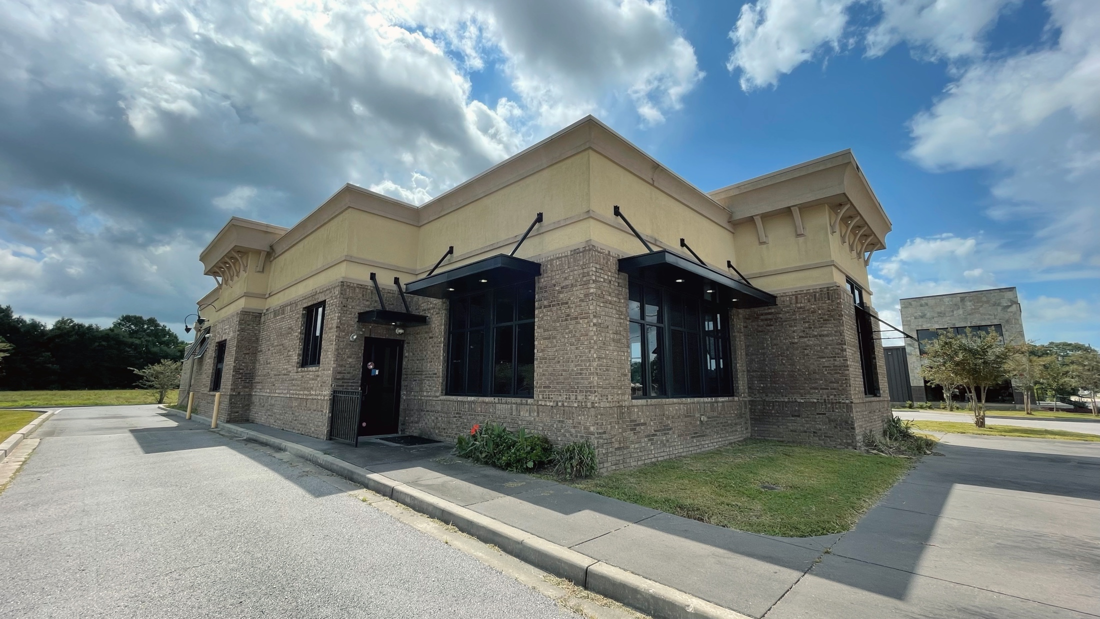 Legends Acquires Former Zaxby’s On Verot To Relocate – Developing Lafayette