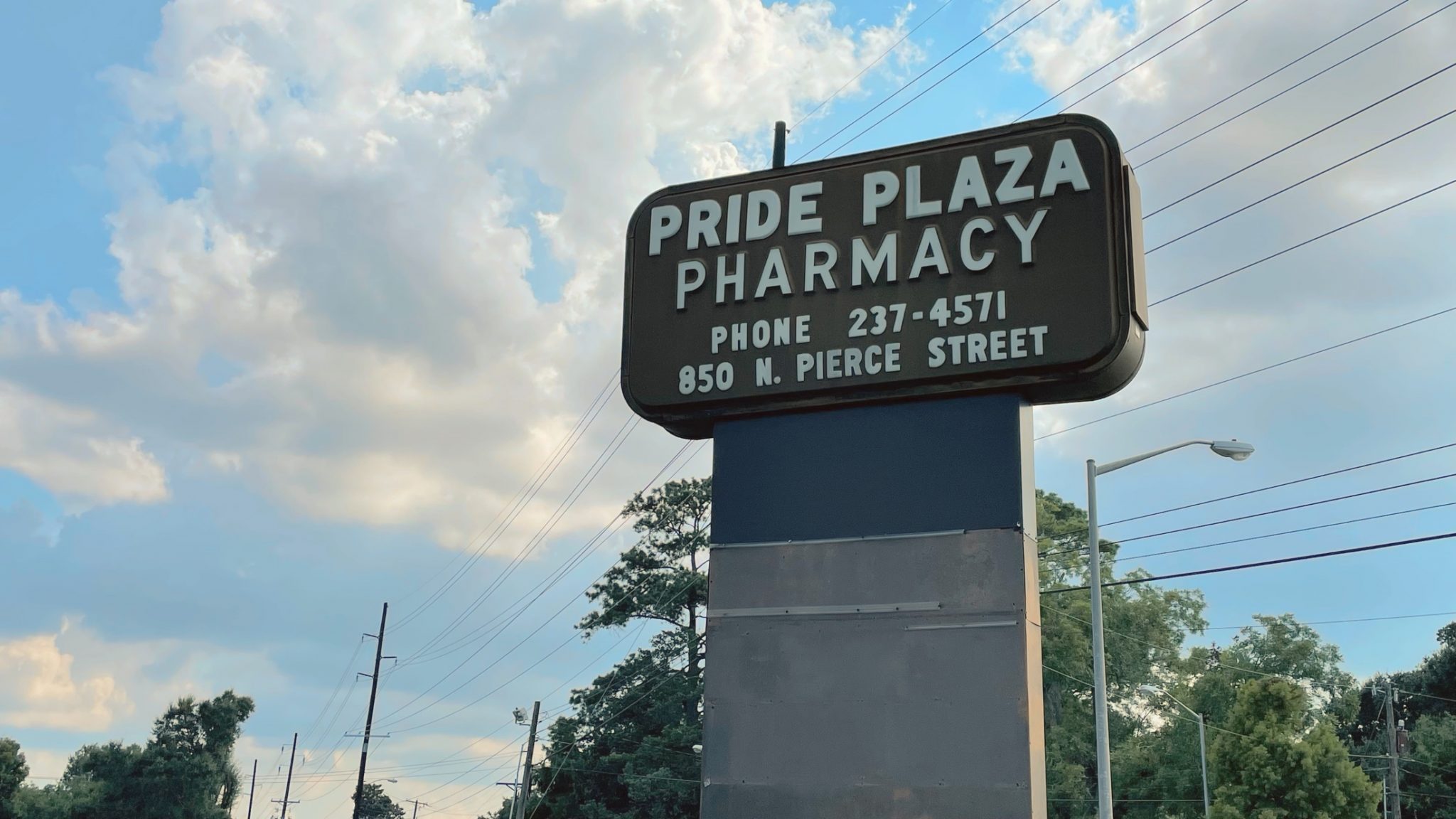 Acadiana Cares Acquires Former Pride Plaza Pharmacy On