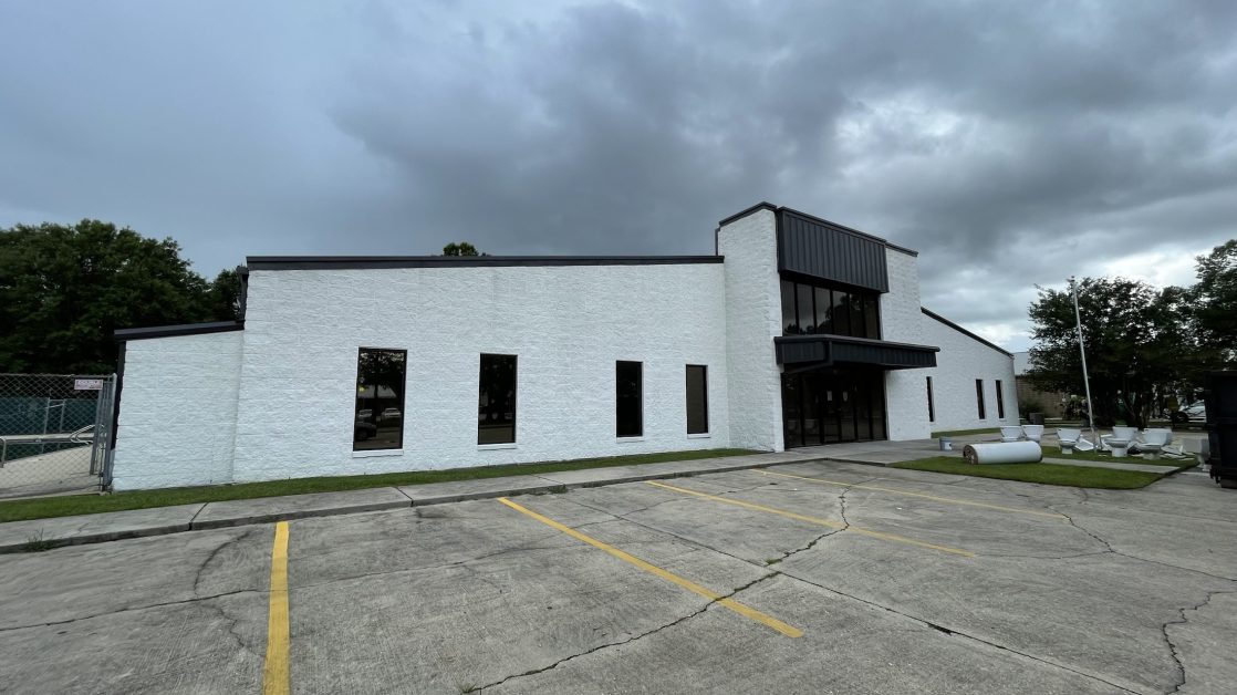 Stellar Beauty Studios & Institute Takes Former Butterflies Daycare On