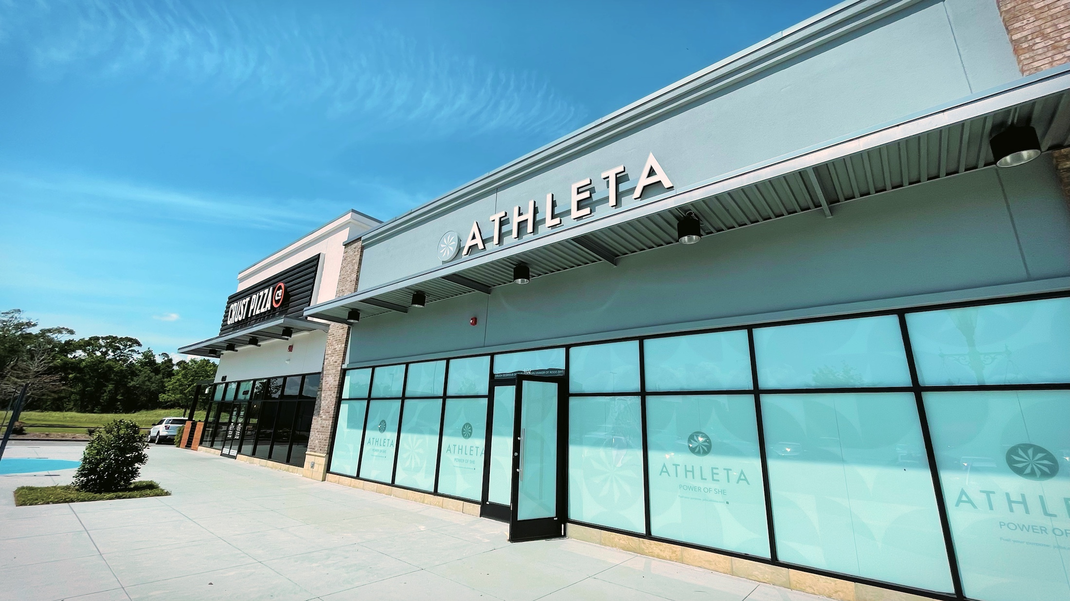 Athleta is opening its first store in the Buffalo market - Buffalo