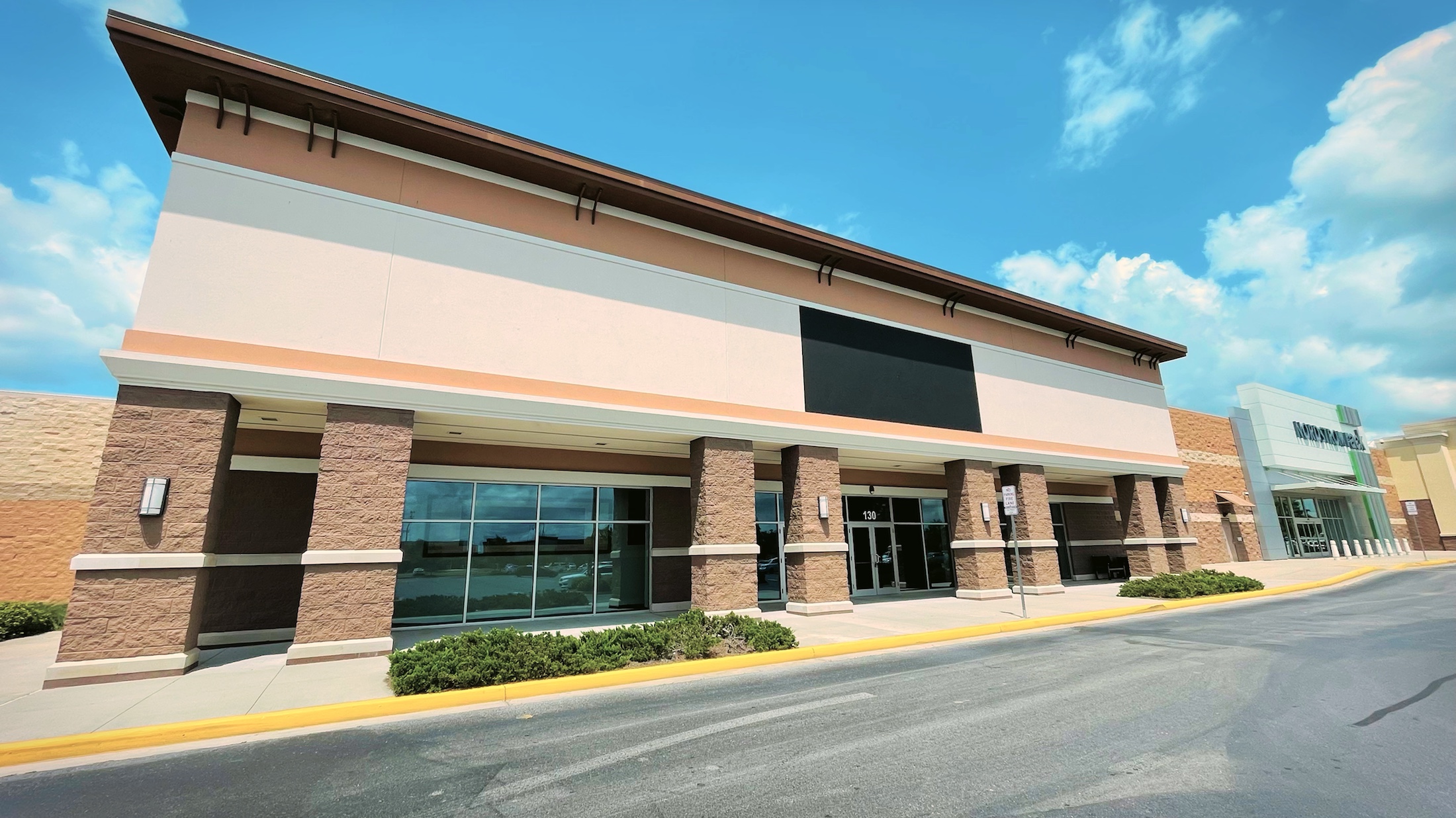 Old Navy To Relocate Lafayette Store To Former Off Broadway Shoes Space