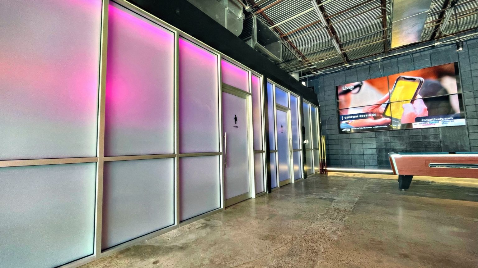 Inside of the New Chip’s Daiquiris On Congress, Now Open Developing