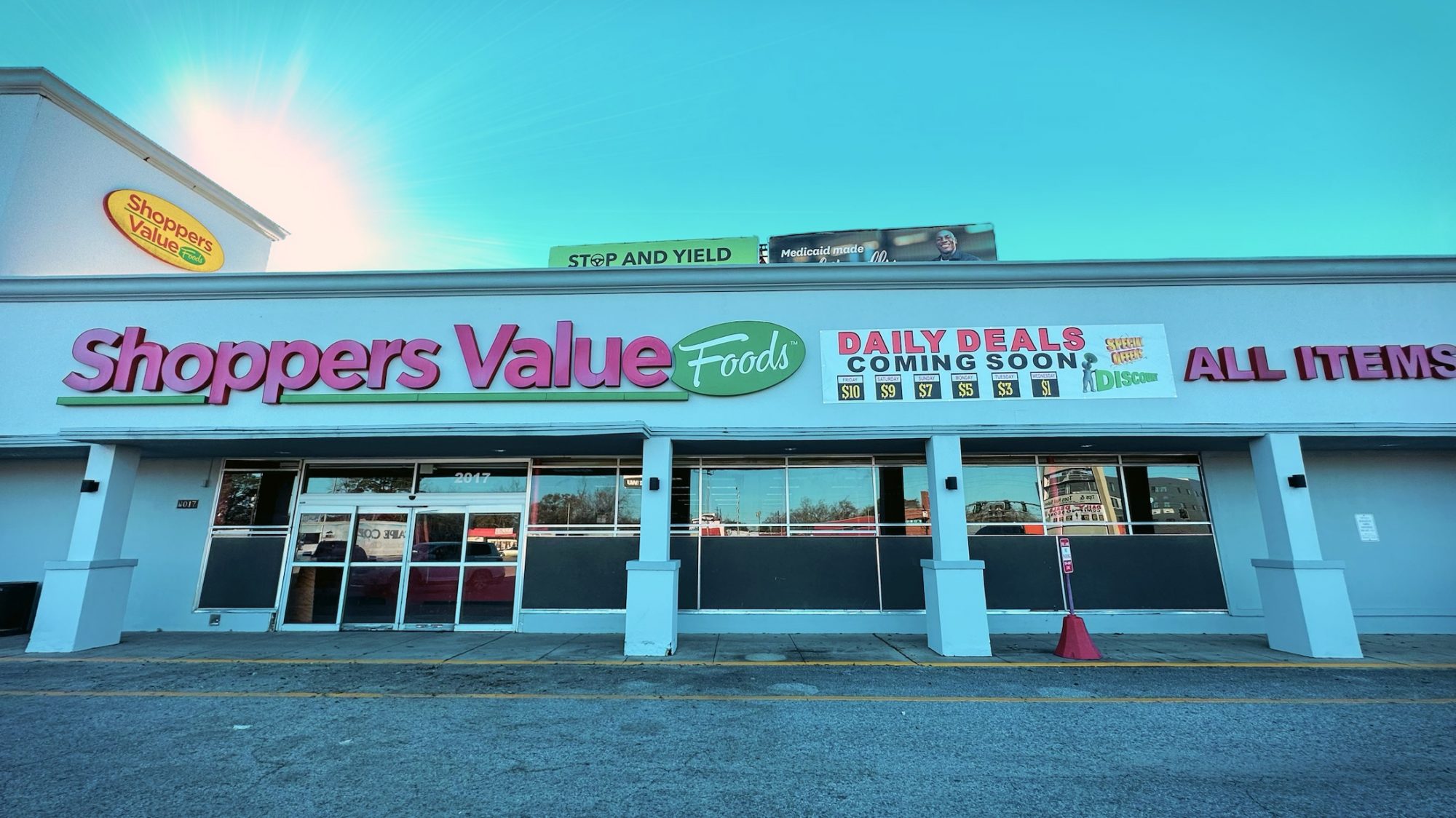 Daily Deals, A New Discount Bin Store Is Taking The Former