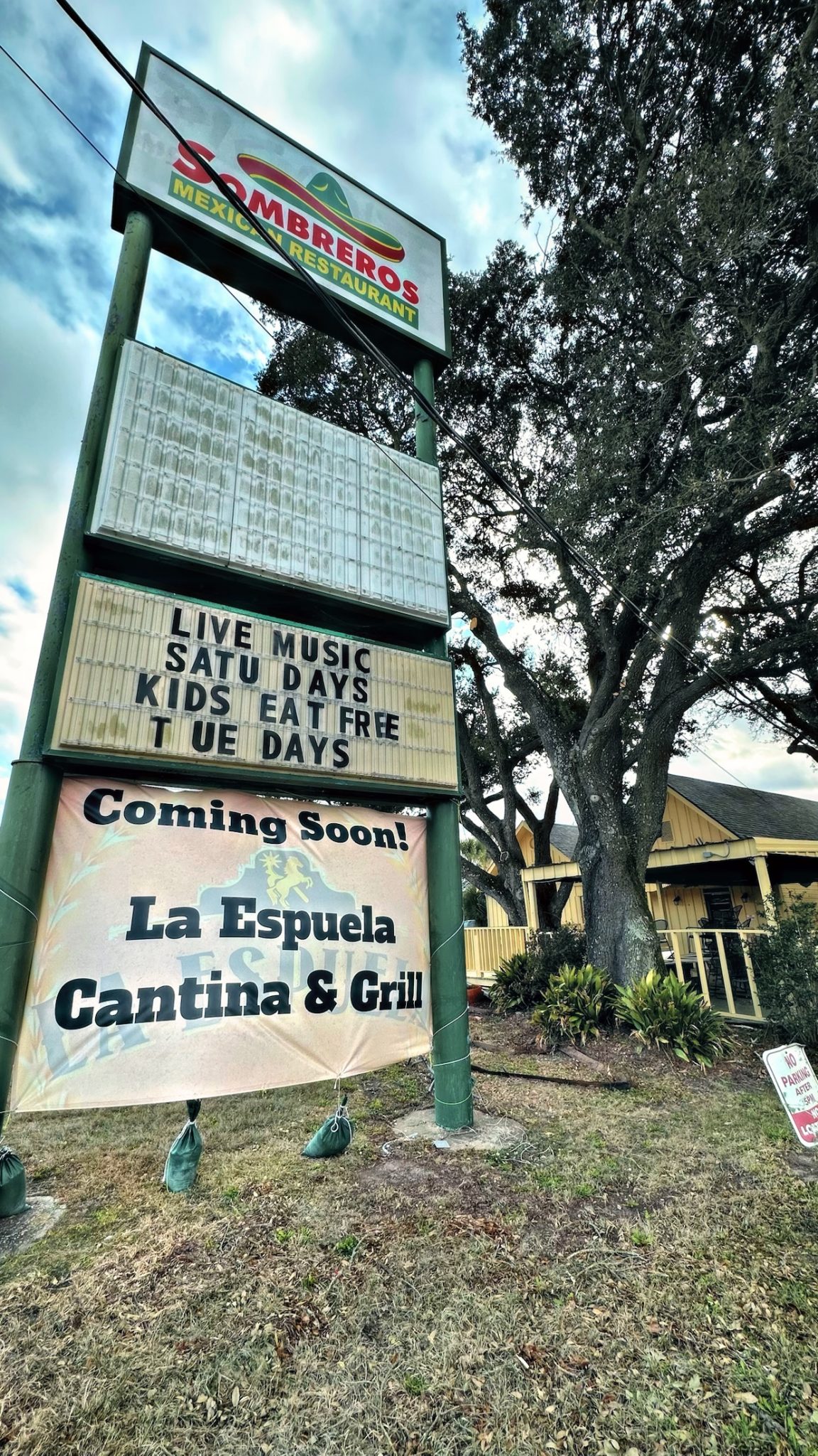 La Espuela Cantina & Grill Coming Soon To Former Picante/Sombrero Space
