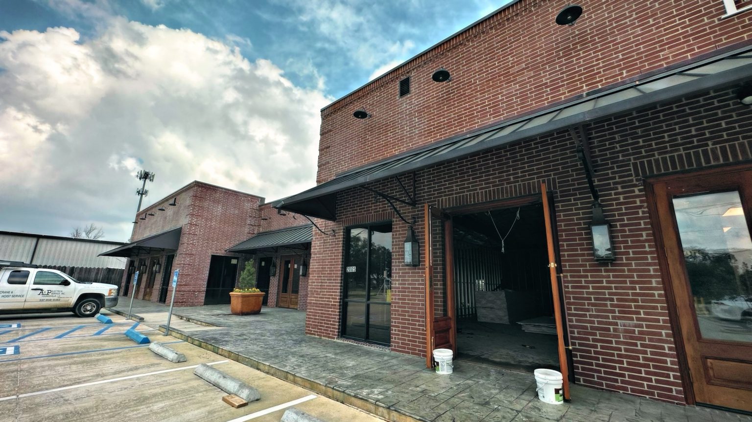 Bonne Vie Macarons Expanding Into New, Larger Location, Adding More