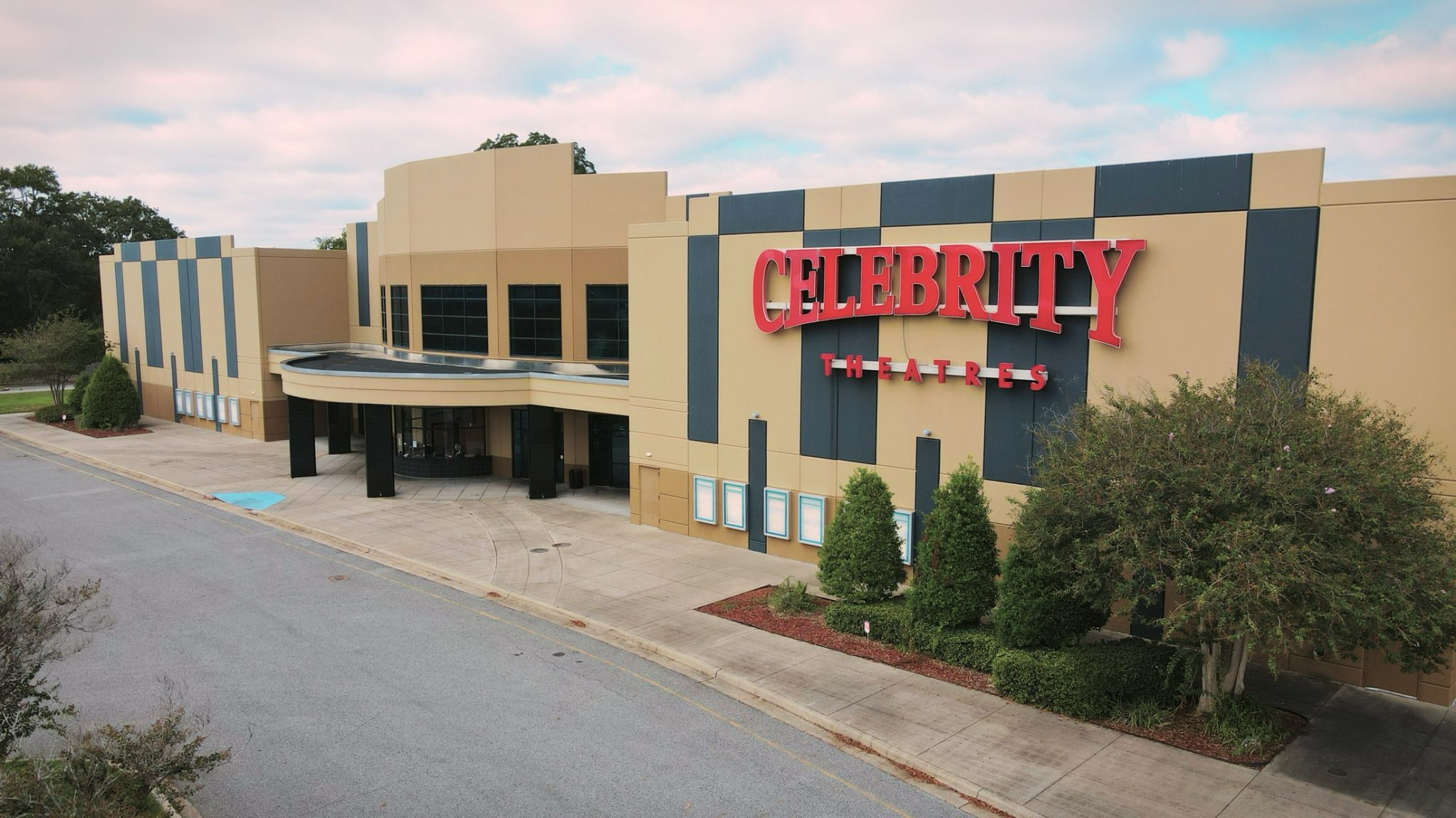 Celebrity Theatres In Broussard Closes Permanently, Billeaud Companies